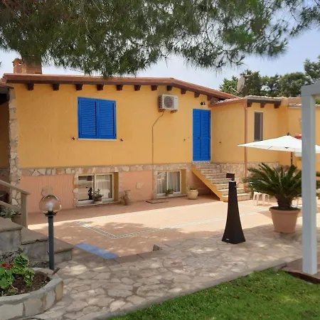 Spiaggia Di Mezzo Pensjonat Gonnesa