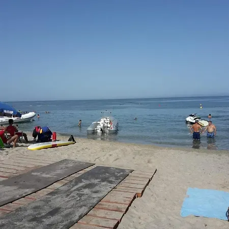Spiaggia Di Mezzo * 贡内萨